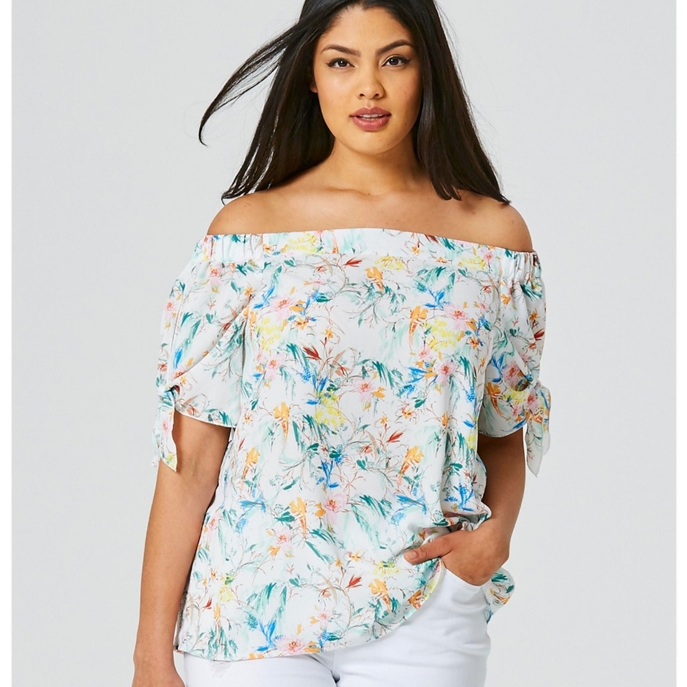 Cold shoulder top